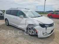 2017 Chrysler PACIFICA фото