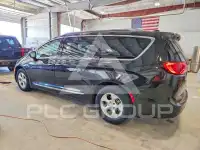 2017 Chrysler PACIFICA фото