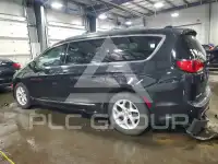 2017 Chrysler PACIFICA photo