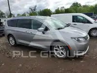 2017 Chrysler PACIFICA фото