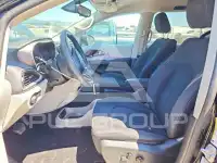 2017 Chrysler PACIFICA photo