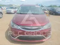 2017 Chrysler PACIFICA photo