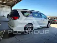 2017 Chrysler PACIFICA фото