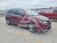 2017 Chrysler PACIFICA фото