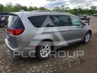 2017 Chrysler PACIFICA фото
