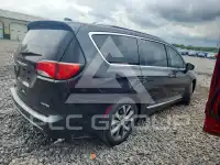 2017 Chrysler PACIFICA фото