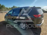 2017 Chrysler PACIFICA фото