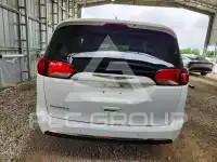 2017 Chrysler PACIFICA photo