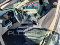2017 Chrysler PACIFICA photo