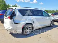 2017 Chrysler PACIFICA фото