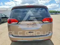 2017 Chrysler PACIFICA photo