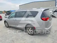 2017 Chrysler PACIFICA фото