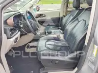 2017 Chrysler PACIFICA фото