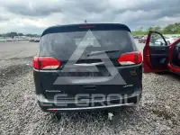 2017 Chrysler PACIFICA фото