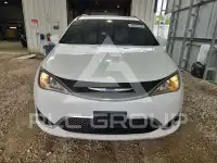 2017 Chrysler PACIFICA photo