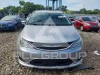 2017 Chrysler PACIFICA фото