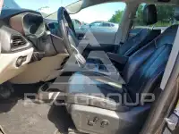 2017 Chrysler PACIFICA photo