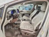 2017 Chrysler PACIFICA photo