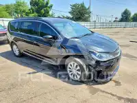 2017 Chrysler PACIFICA фото