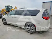 2017 Chrysler PACIFICA фото