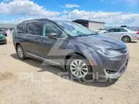 2017 Chrysler PACIFICA фото