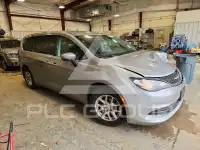 2017 Chrysler PACIFICA фото