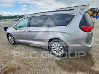 2017 Chrysler PACIFICA фото
