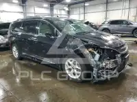 2017 Chrysler PACIFICA photo