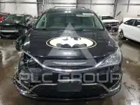 2017 Chrysler PACIFICA photo
