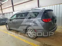 2017 Chrysler PACIFICA photo