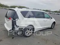 2017 Chrysler PACIFICA фото