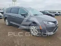 2017 Chrysler PACIFICA photo
