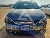 2017 Chrysler PACIFICA фото