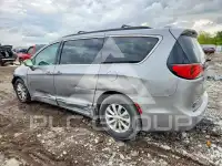 2017 Chrysler PACIFICA фото