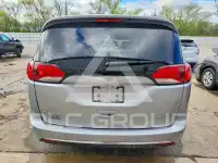 2017 Chrysler PACIFICA фото