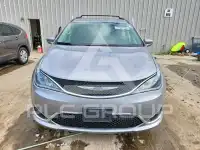 2017 Chrysler PACIFICA фото