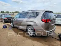 2017 Chrysler PACIFICA photo
