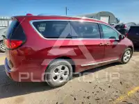 2017 Chrysler PACIFICA photo