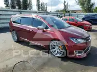 2017 Chrysler PACIFICA фото