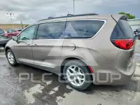 2017 Chrysler PACIFICA фото