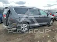 2017 Chrysler PACIFICA фото