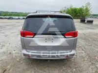 2017 Chrysler PACIFICA photo