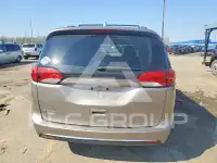2017 Chrysler PACIFICA фото