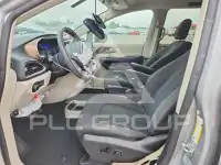2017 Chrysler PACIFICA photo