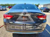 2017 Chrysler 200 фото