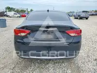 2017 Chrysler 200 фото