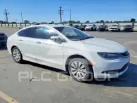 2017 Chrysler 200 фото