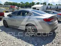 2017 Chrysler 200 фото