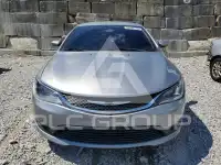 2017 Chrysler 200 фото
