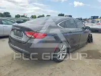 2017 Chrysler 200 photo